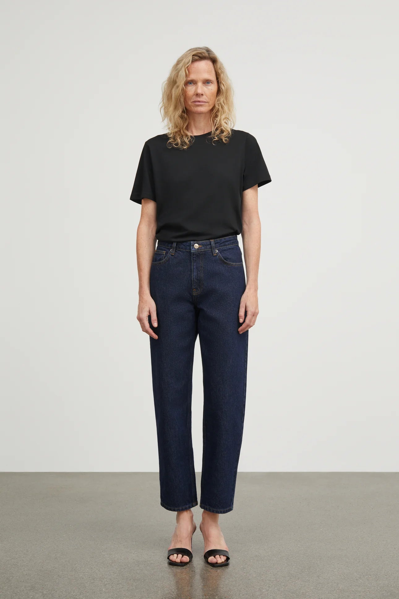 Skall Studio Allison Cropped Jeans Indigo Blue