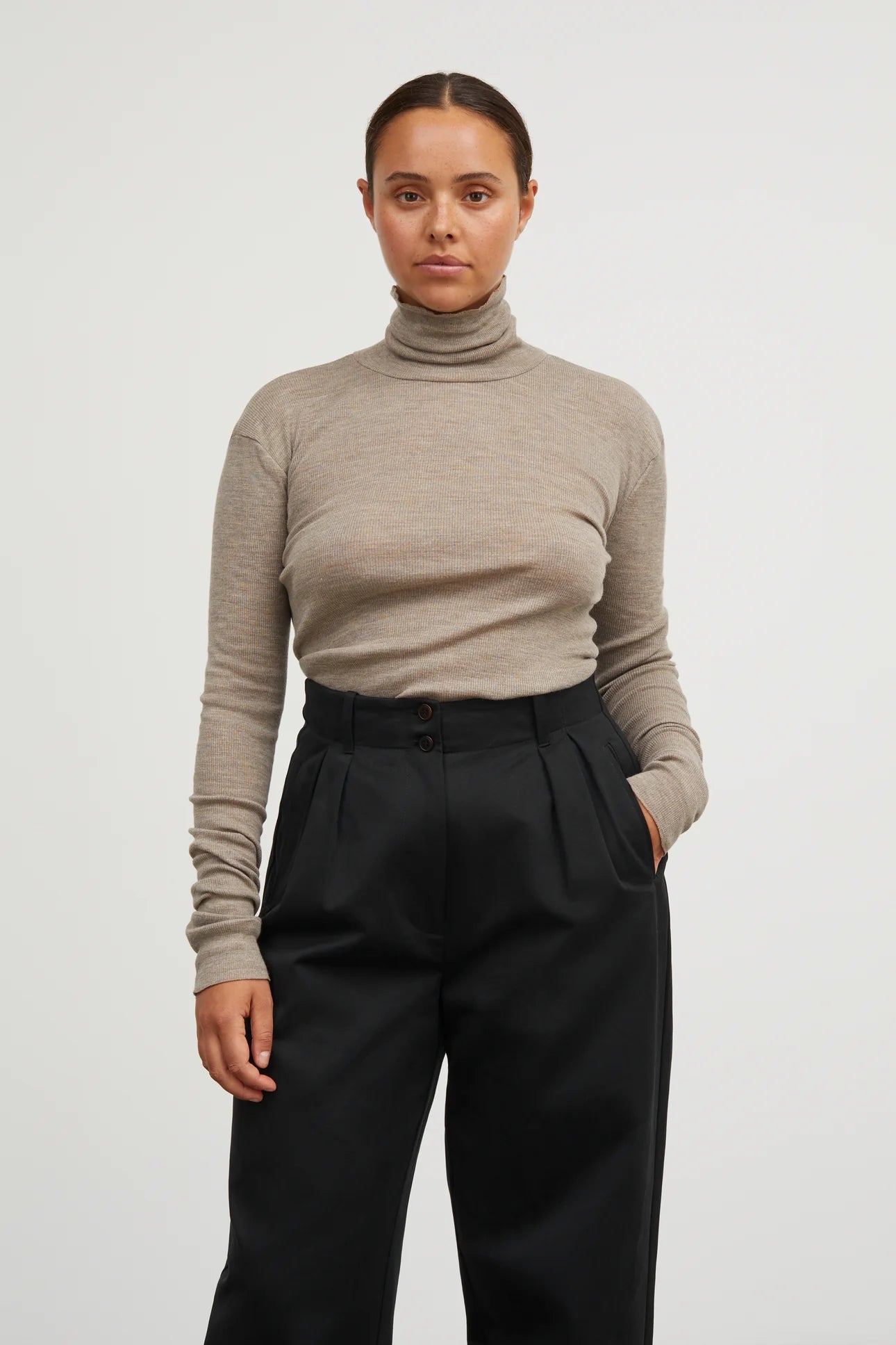 Skall Studio Amy T-neck | Brown