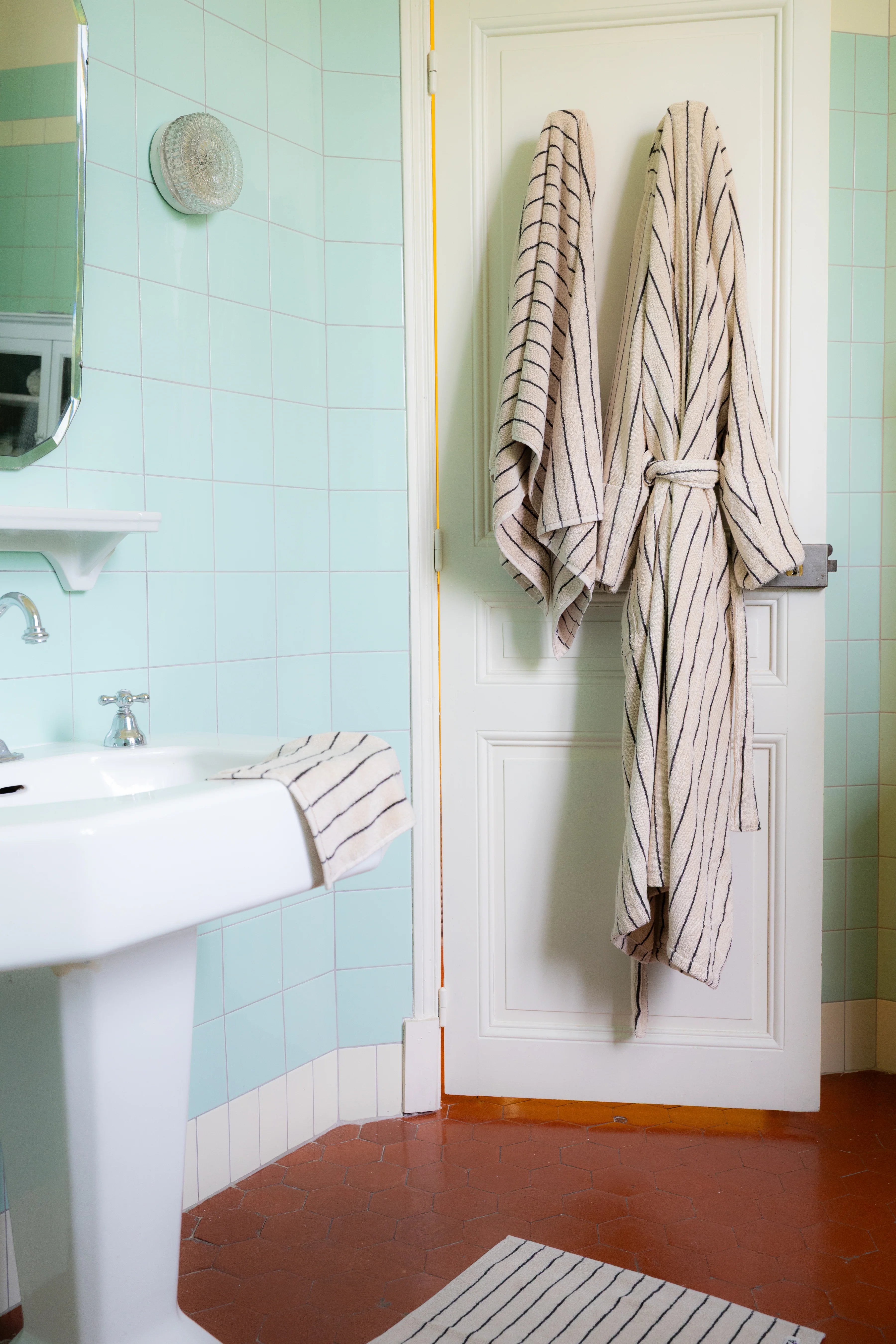 Bongusta Naram Towels | Creme & Ink