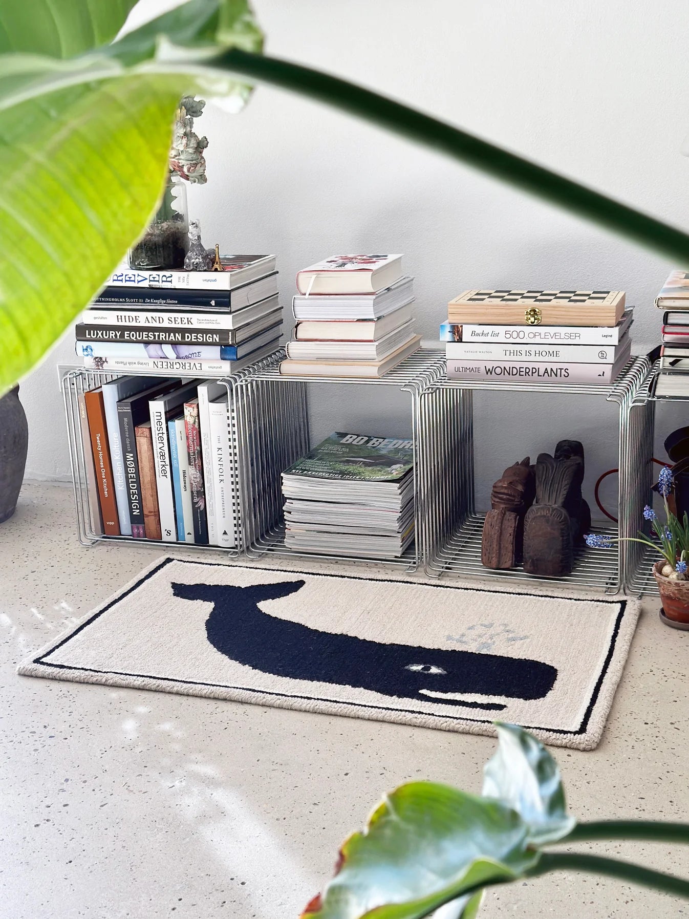Bongusta Frame Rug | Gentle Giant