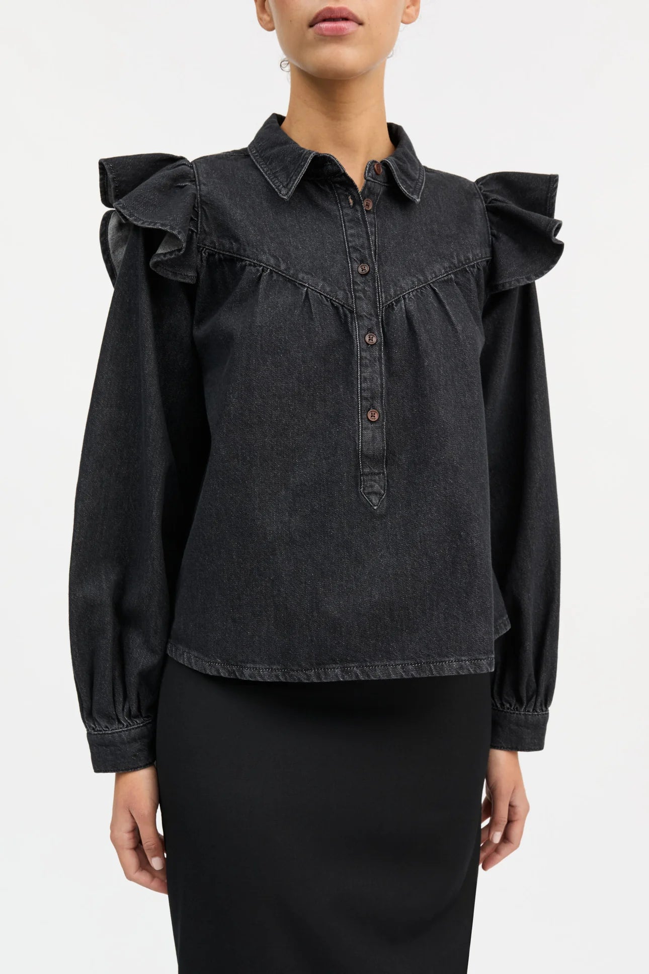 Skall Studio Mille Blouse | Vintage washed black