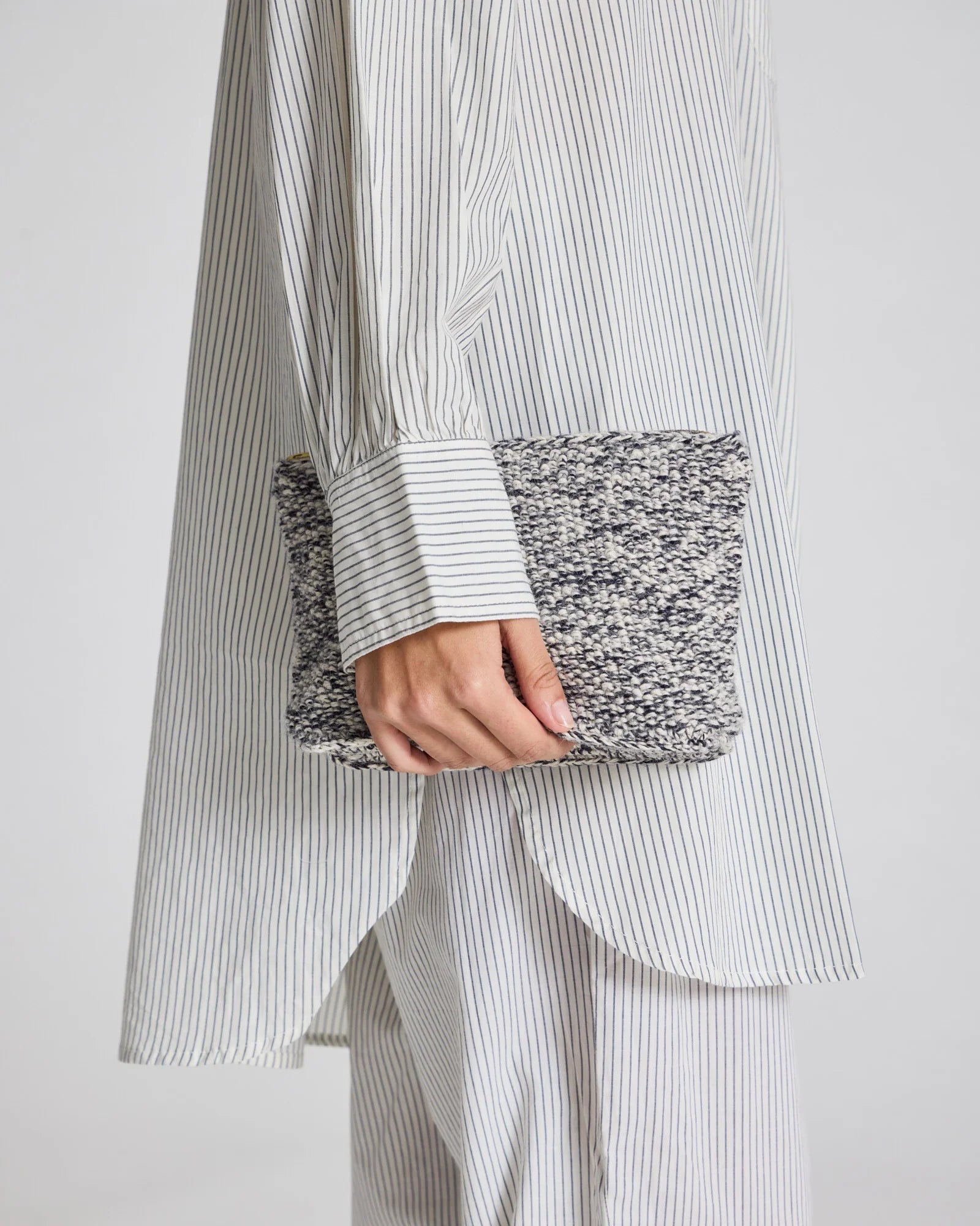 GAI+LISVA Stine Clutch | Ecru/Navy