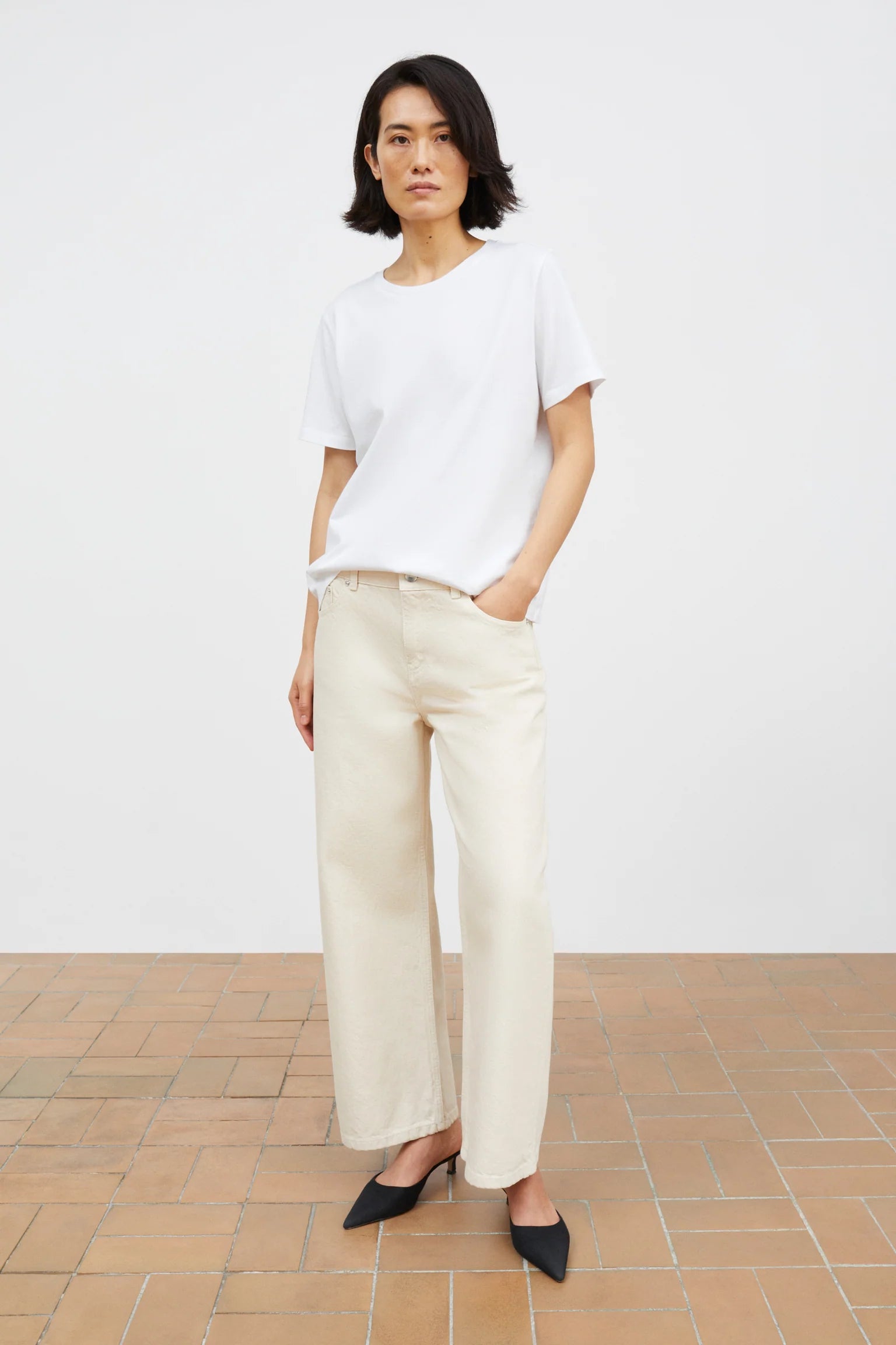 Skall Studio Taylor Cropped Jeans | Ecru